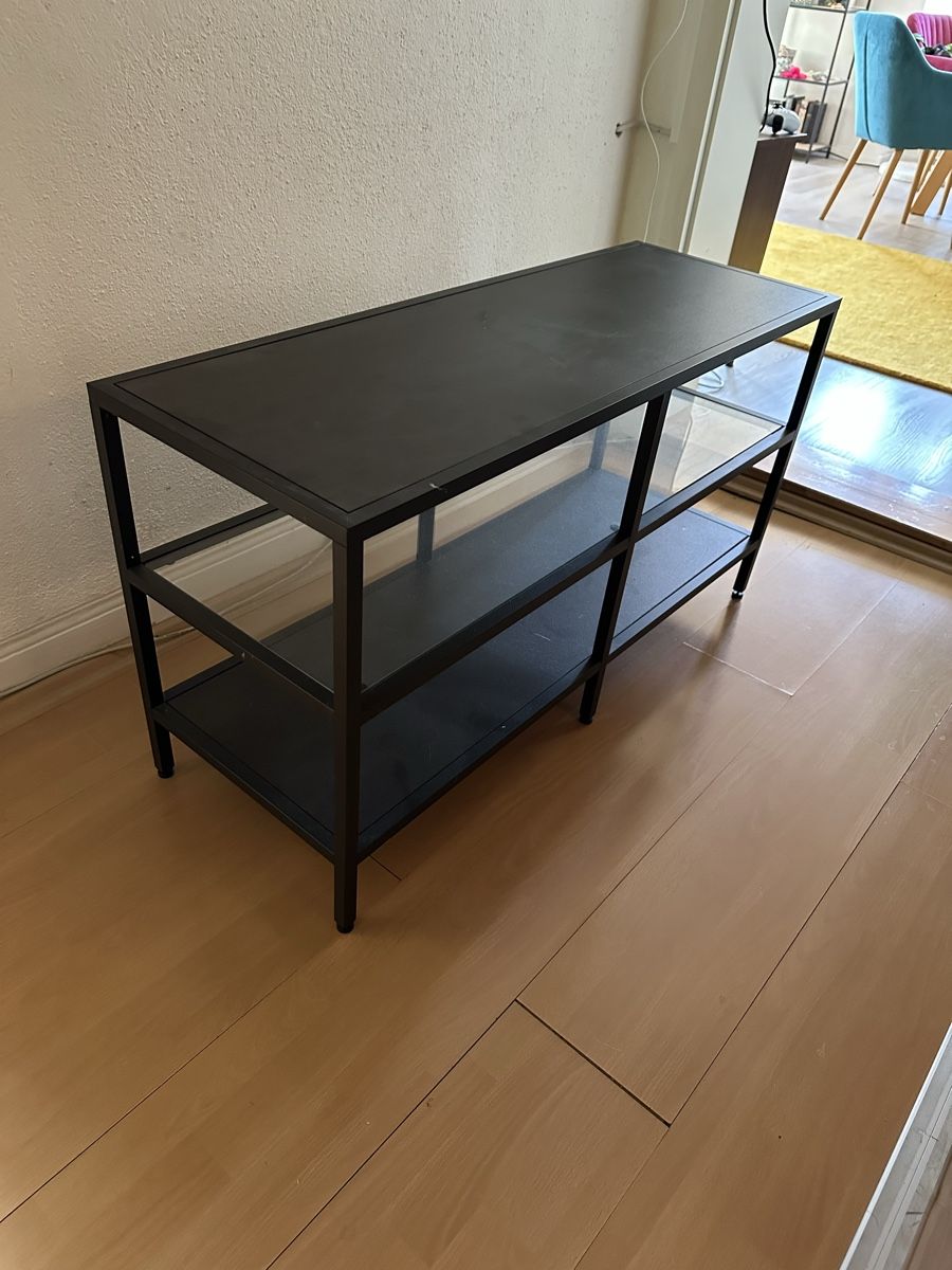 Regale: Lowboard schwarz Metall Glas mit 3 Fächern L 120cm – Gebraucht aus Neftenbach von sre_6yh9 1