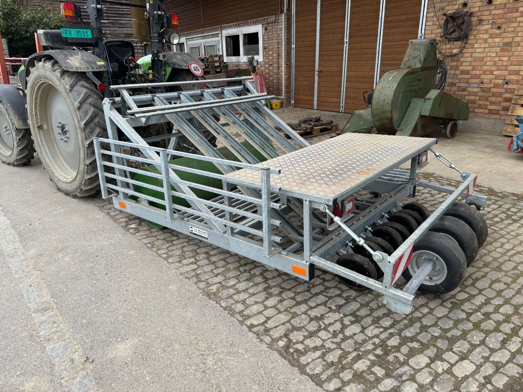 Tutte le macchine: Bänderpflanzmaschine A-160 V.D.Beucken – Usato da Ried b. Kerzers venduto da Renner011