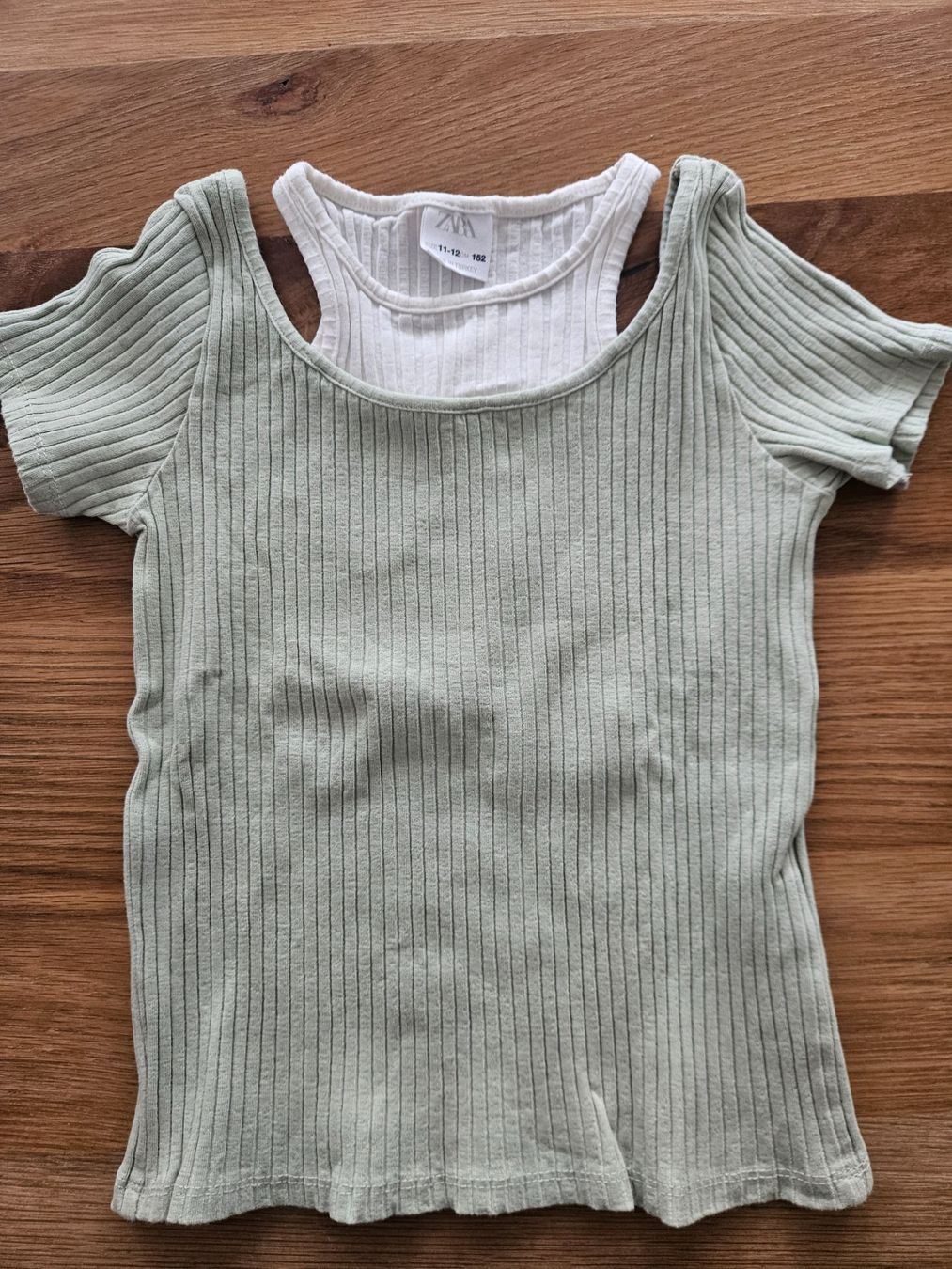 Zara Camicette, T-shirt & Top: Zara Tshirt Gr. 140-146  w. Neu – Usato da Engelburg venduto da ynnoc19