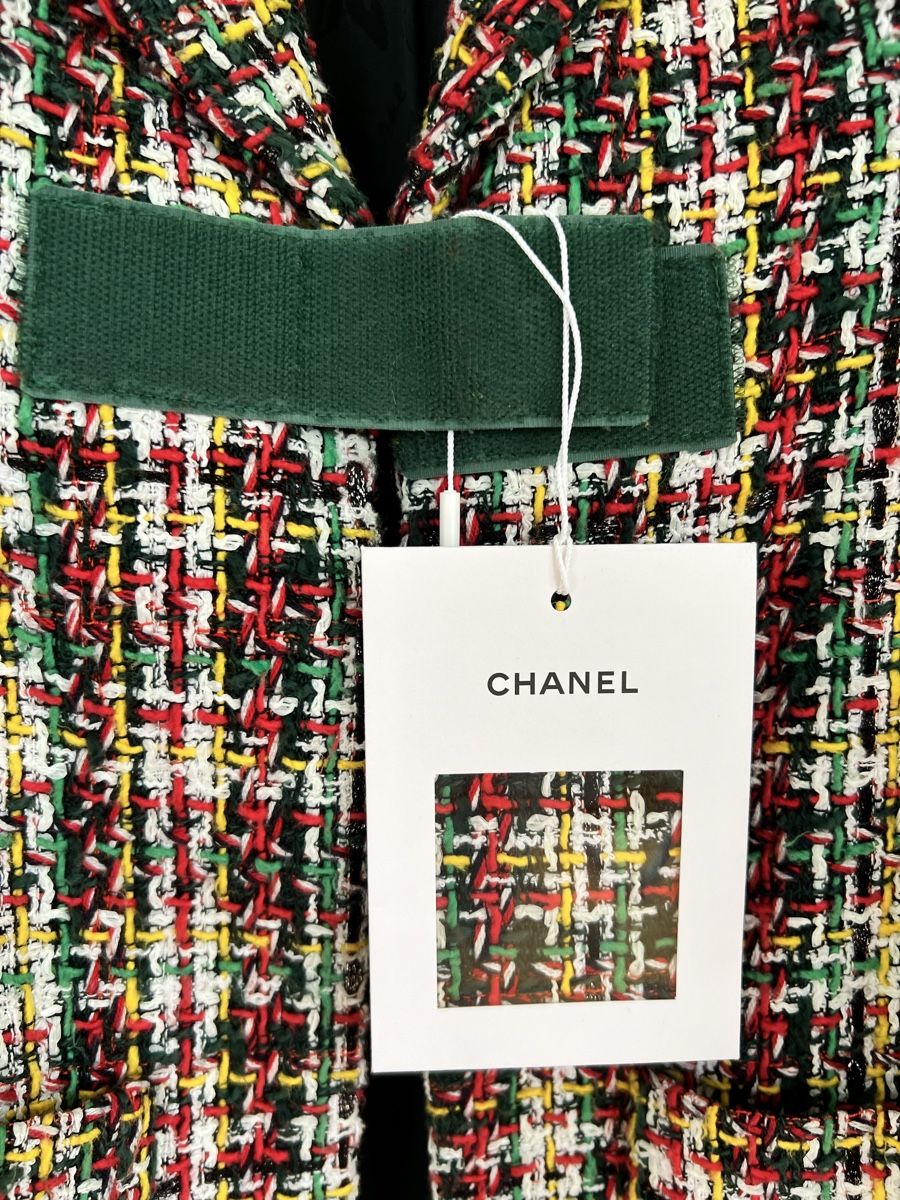 Chanel Giacche: Jacke Chanel Gr: 36/38 – Nuovo (secondo la descrizione) da Zumikon venduto da DamenFashionShop 1