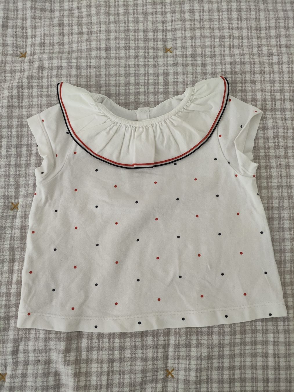Jacadi Chemises, Tops & T-shirts: Jacadi Tshirt white dots 18M  – Neuf (Voir description) à Nyon par noe_jh6c