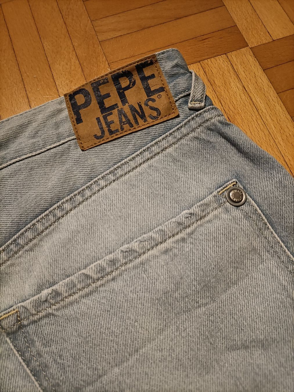Pepe Jeans Jeans: Pepe Jeans Shorts Gr. 32 – Gebraucht aus Rotkreuz von Dima8 3