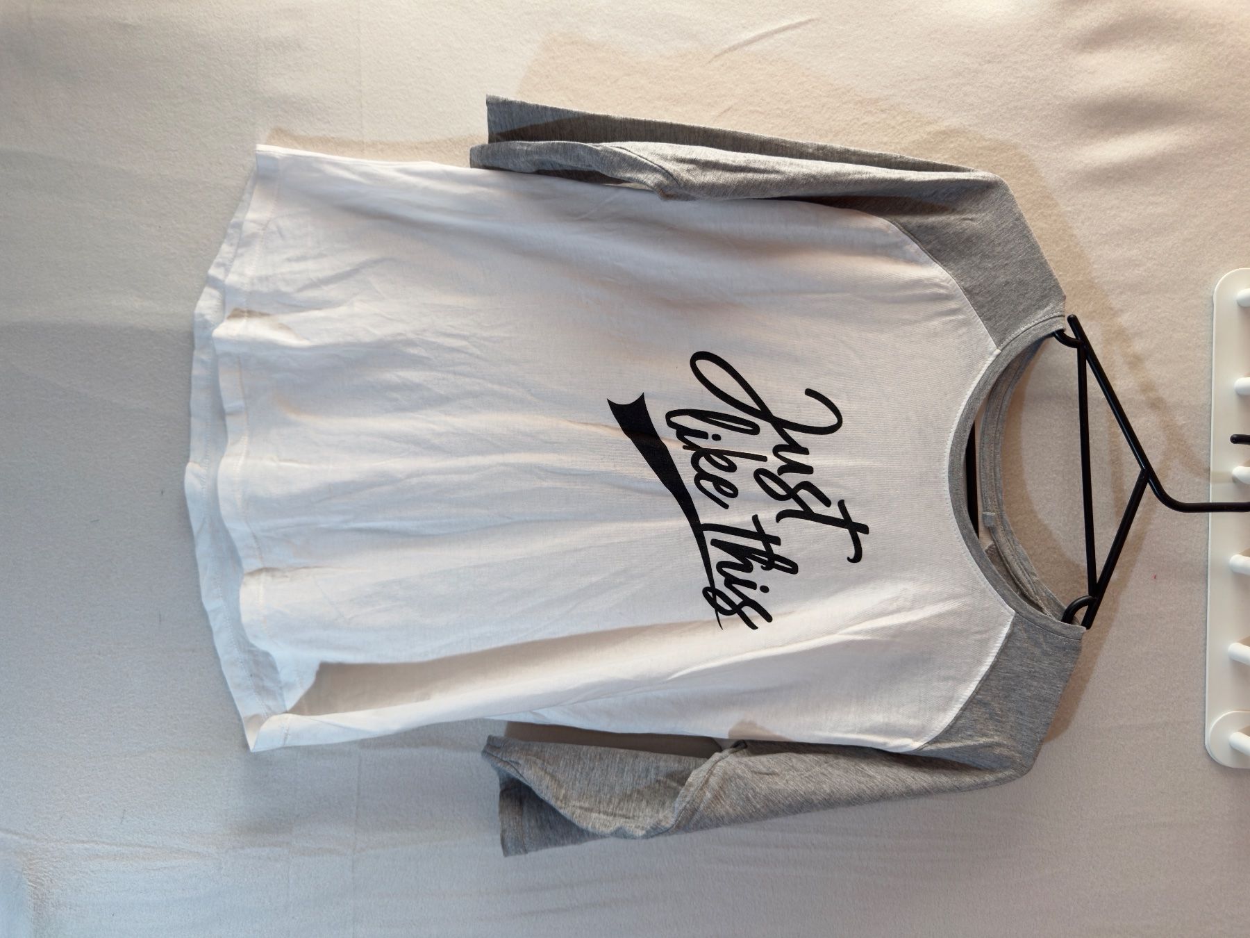 T-shirt: Hellgraues Shirt von Tezenis ca. Gr. M – Usato da Grosswangen venduto da second_hand_dress 7