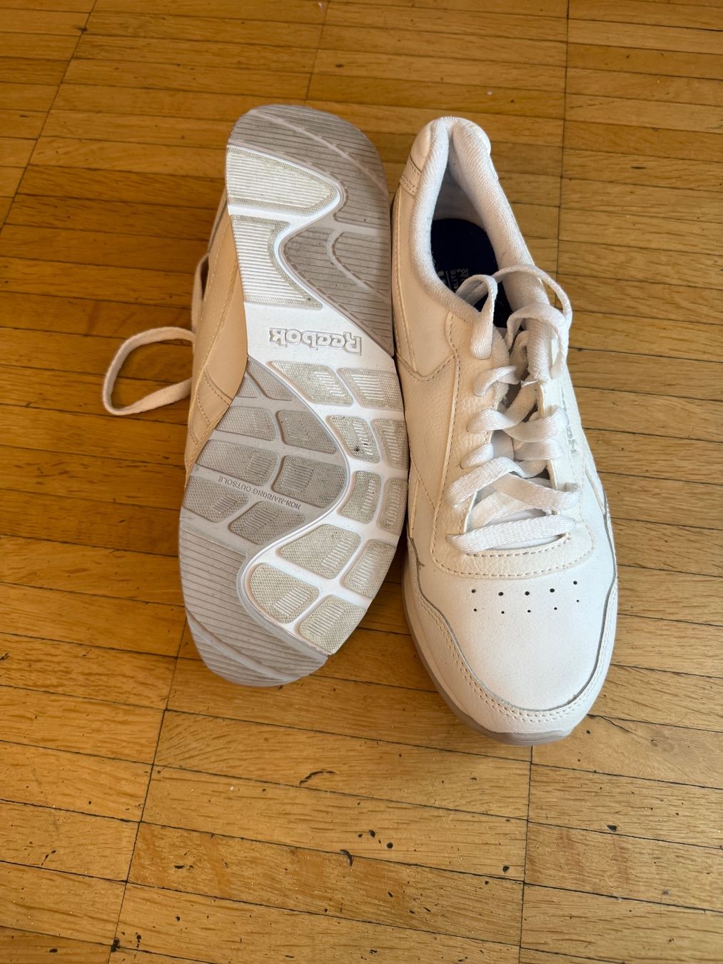 Reebok Damenschuhe: Reebok  Sneaker, Weiss, Top Zustand, Gr. 38 – Gebraucht aus Zürich von congenium 1