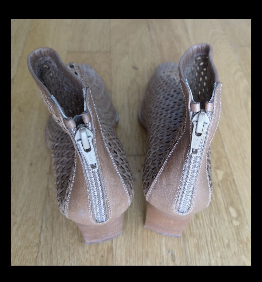 Stuart Weitzman Scarpe da donna: Stiefeletten Stuart weitzman – Usato da Schöfflisdorf venduto da Bling_it_on 1