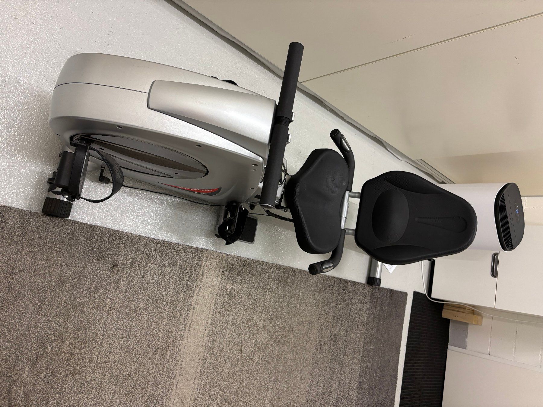 Hometrainer: Tret-Rudergerät – Usato da Bäch SZ venduto da Rudomotion 1