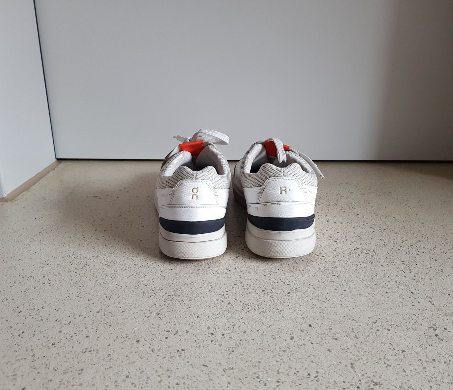On Herrenschuhe: On The Roger Herrenschuh Grösse 43 – Gebraucht aus Basel von chien008 2