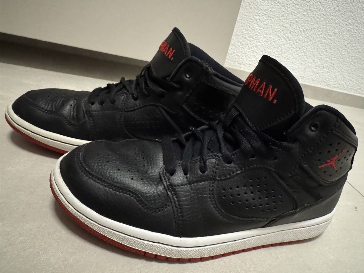 Scarpe per ragazzi: Jordan Jumpmans – Usato da Däniken SO venduto da SC.pay 2