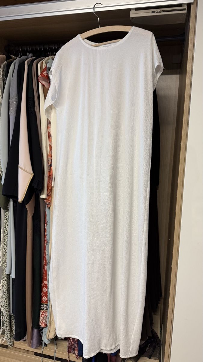 Vestiti: Abaya zweiteilig schwarz-weiss mit Spitze Grösse M – Nuovo (secondo la descrizione) da Haslen GL venduto da rana04 4