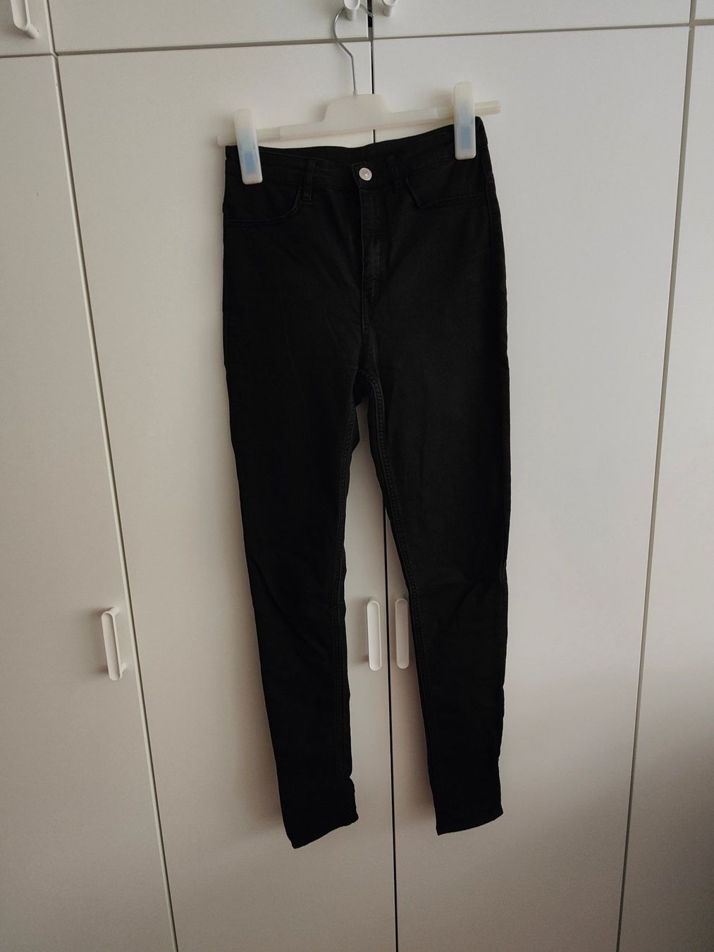 H&M Jeans: H&M Jeans - Grösse 36 – Usato da Rickenbach b. Wil venduto da Beautiful.Things