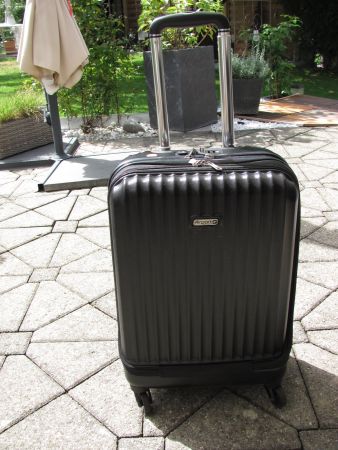 Koffer Airport schwarz mit TSA Schloss guter Zustand