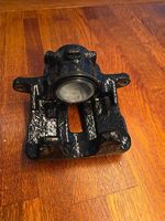 BMW E30 vfl 325ix Bremssattelgehäuse rechts (34111154380)