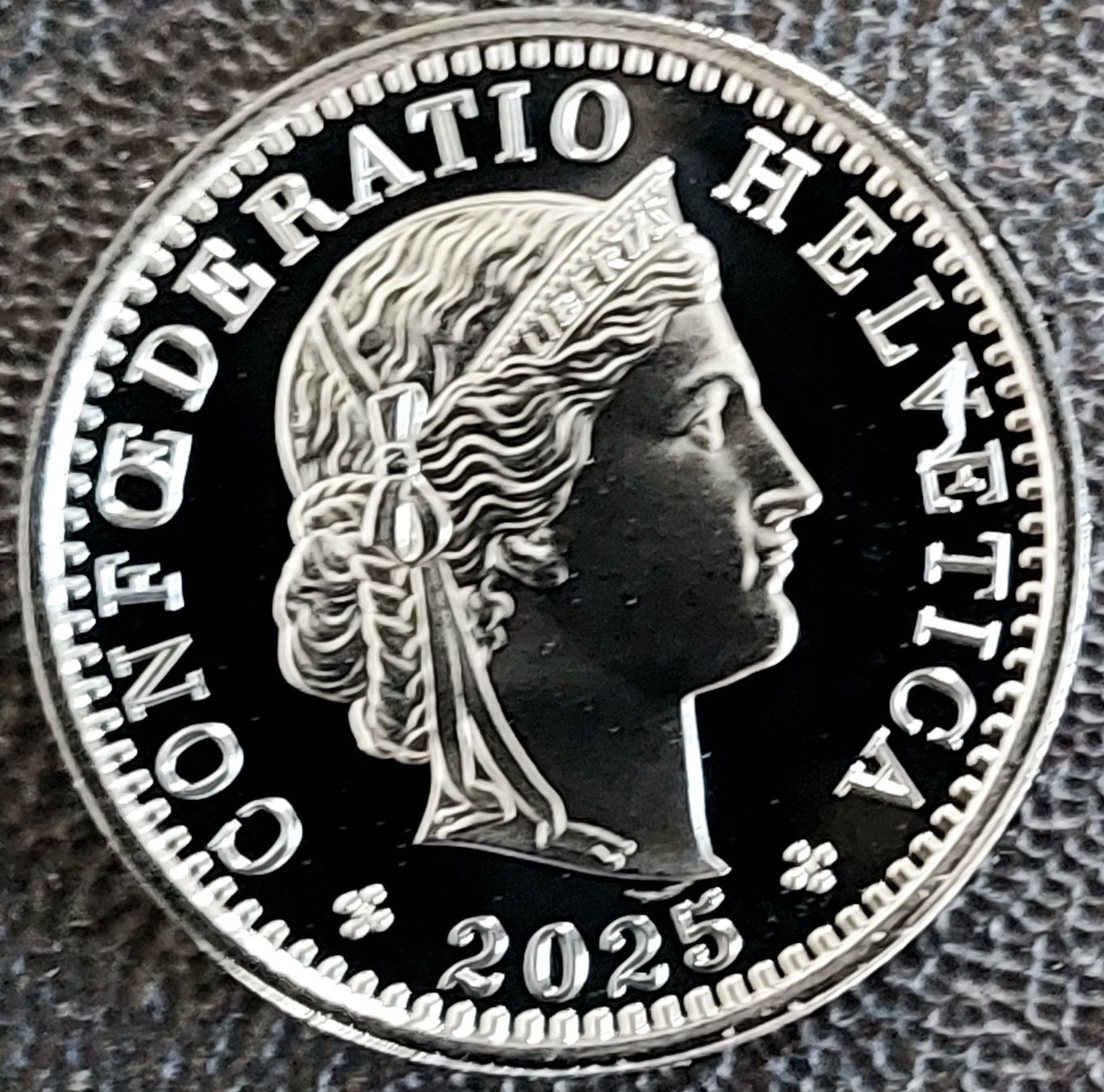 Tutti le monete: 20 Rappen 2025 stgl. / aus Münzsatz – Nuovo (secondo la descrizione) da Arch venduto da coinsandmore