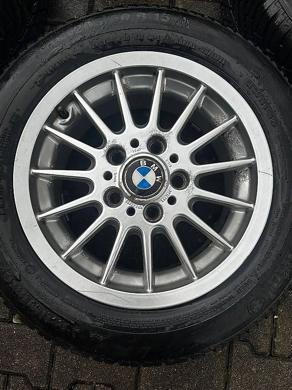 BMW Pneus & Kompletträder: BMW Felgen Styling 32 – Gebraucht aus Windisch von davide.19 1