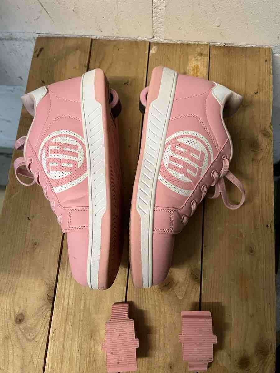 Pattini in linea & Pattini a rotelle: Breezy Rollers Sneaker Mädchen Rosa Grösse 38 – Usato da Siebnen venduto da Handorganist 3