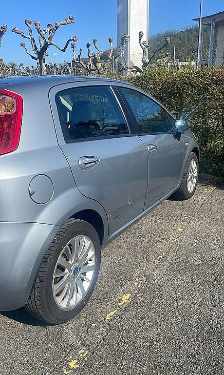 Fiat Autos: FIAT 1.4 16V 95 Dynamic – D'occasion à Wettingen par Barzagli21 2