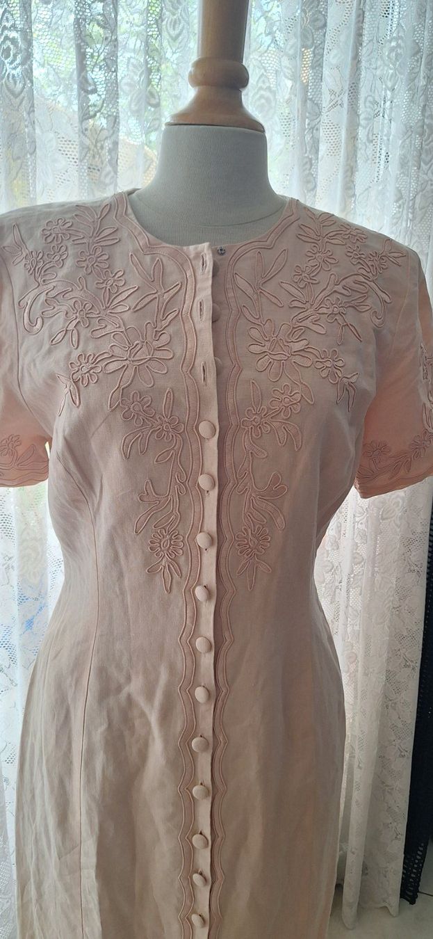 Vestiti: Robe abricot Vintage 38 – Usato da St-Triphon venduto da Jldr0 2