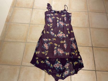 Neuwertiges Sommerkleid in Grösse 44