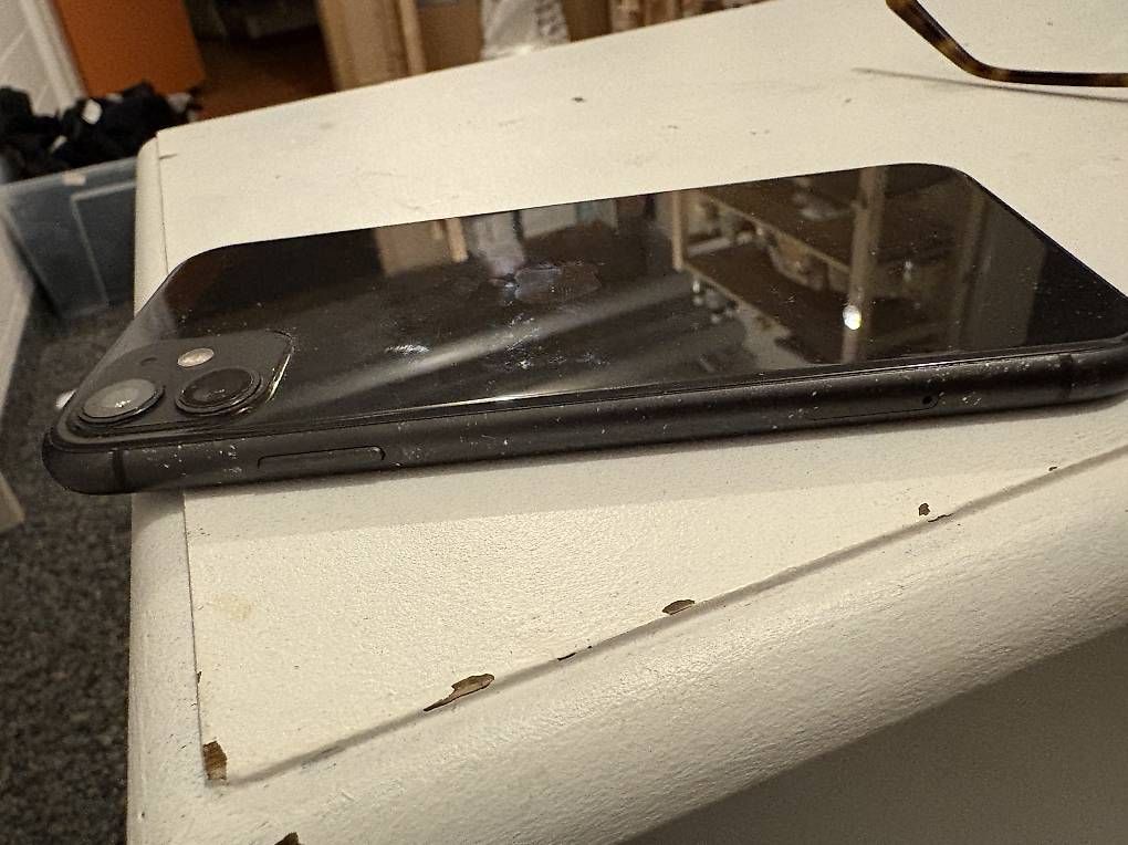Apple Handys / Smartphones: Iphone 11 – Gebraucht aus Schleinikon von kar_8ww7 2
