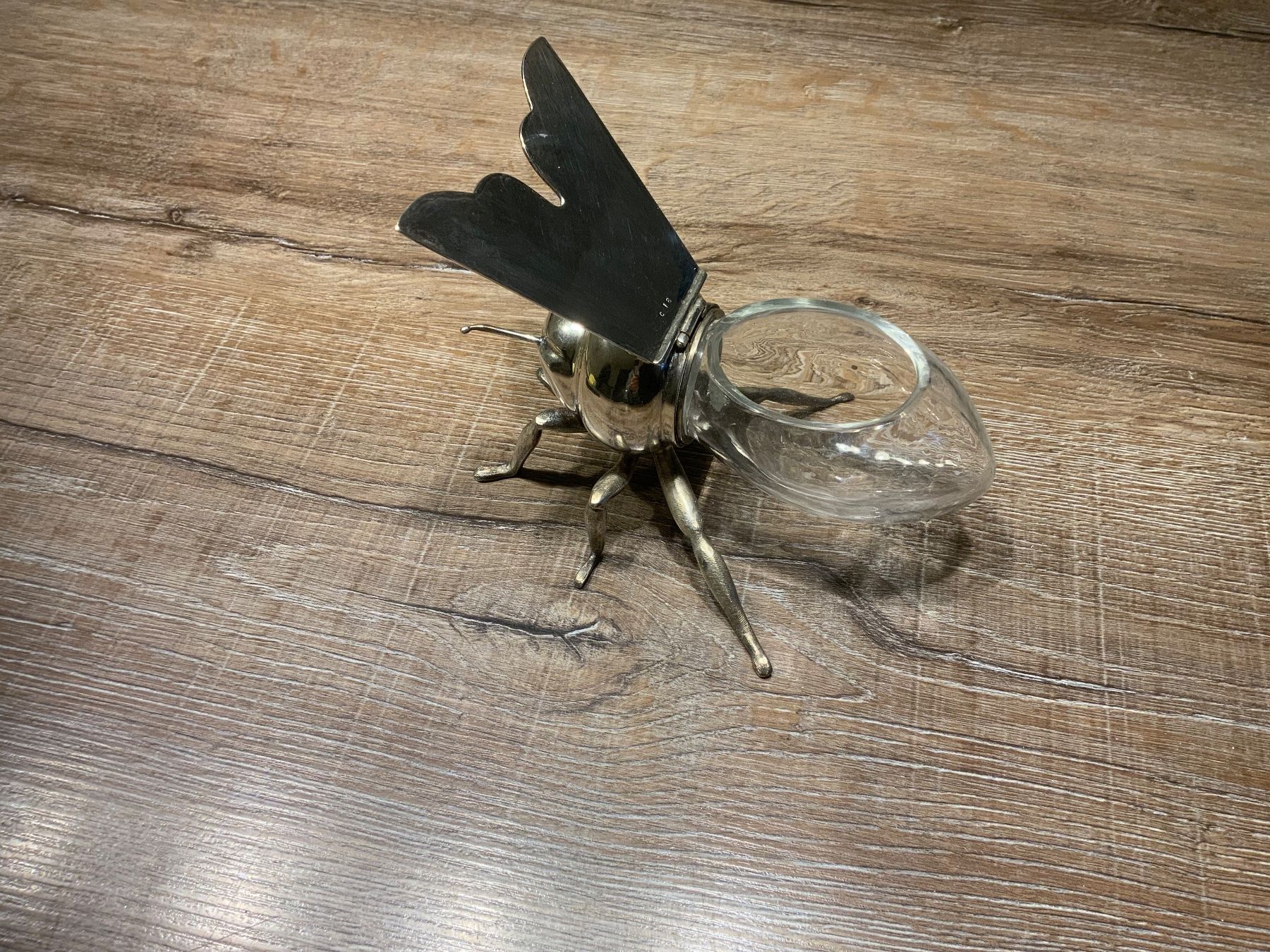 Statuette: Honigtopf in Bienenform, versilbert, Wappin&Webb – Usato da Willisau venduto da Minali 6