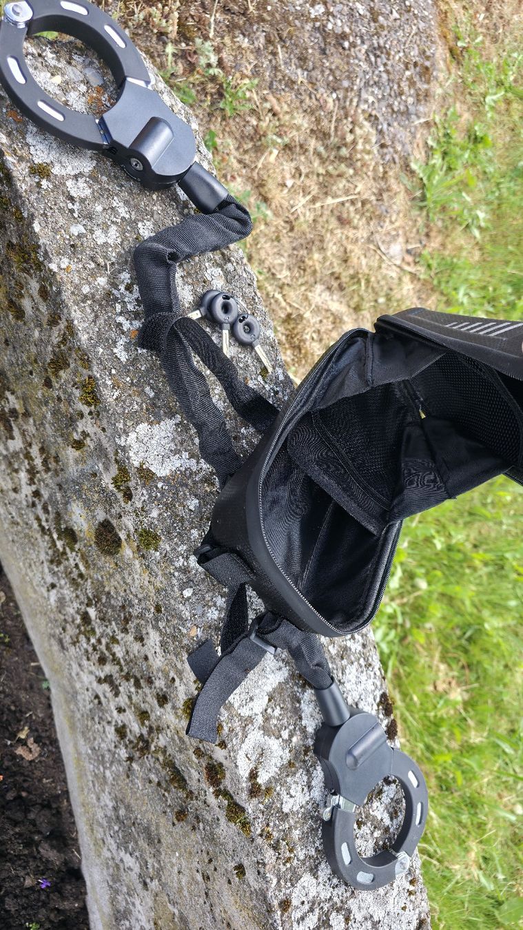 Scooters: Segway ZT 3 Pro neuwertig,  Lizenzcode 40kmh + Kettenschloss – Neu (gemäss Beschreibung) aus Aarau Rohr von der_saenn 5