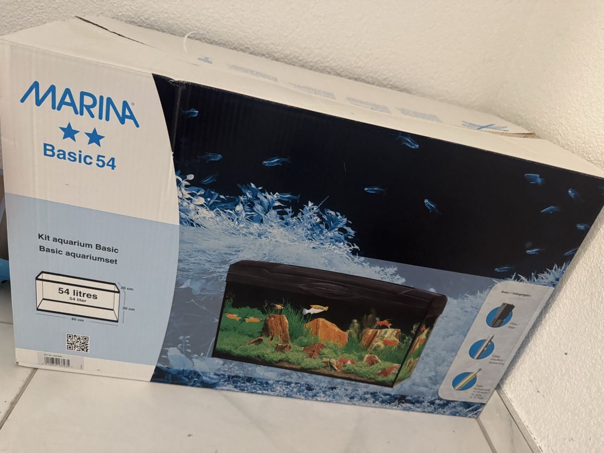 Aquarium: Neues Aquarium MARINA Basic 54 Liter - Komplettset! – Neu und originalverpackt aus Grenchen von ljubiixaa