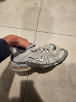 Nike Air Sneakers / Sportschuhe Grau  Gr. 43- Gebraucht