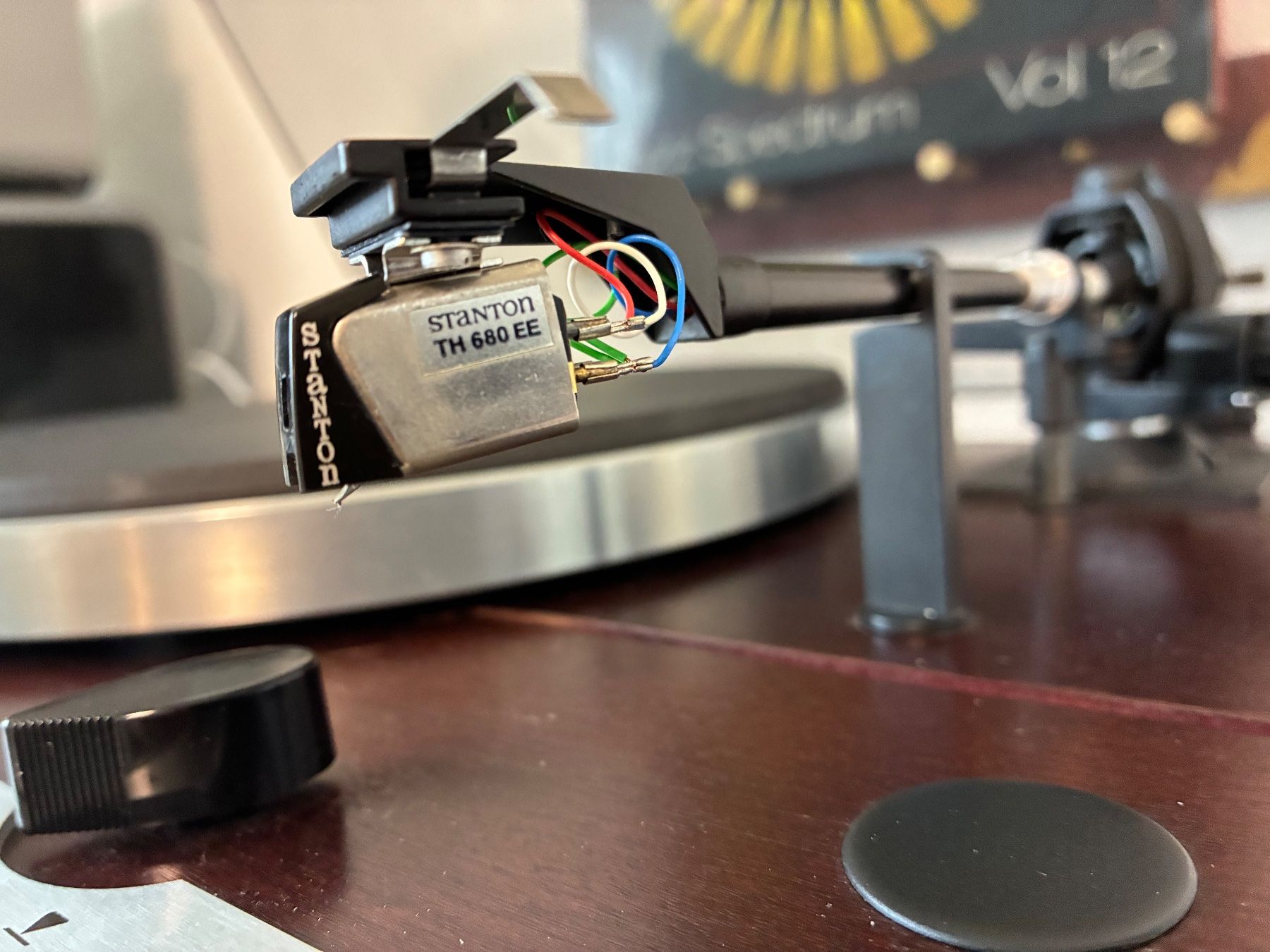 Thorens Giradischi: Thorens TD 320, High-End Plattenspieler – Usato da Döttingen venduto da zha_xh2w 4