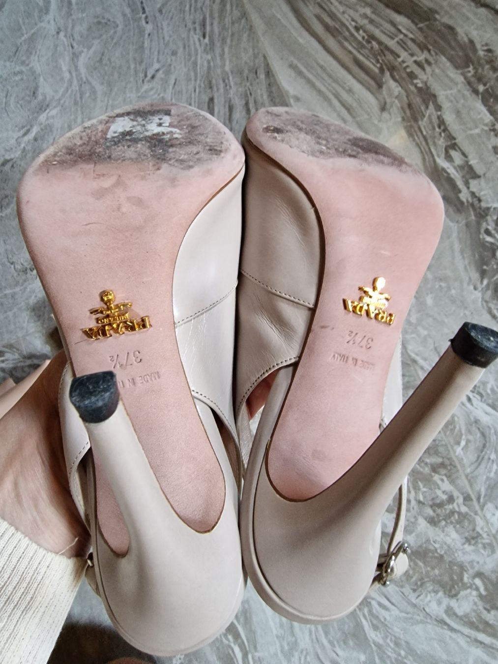 Prada Scarpe da donna: Elegante Prada Slingpumps, Gr. 37.5, beige – Usato da Mönchaltorf venduto da nzhuravel 4