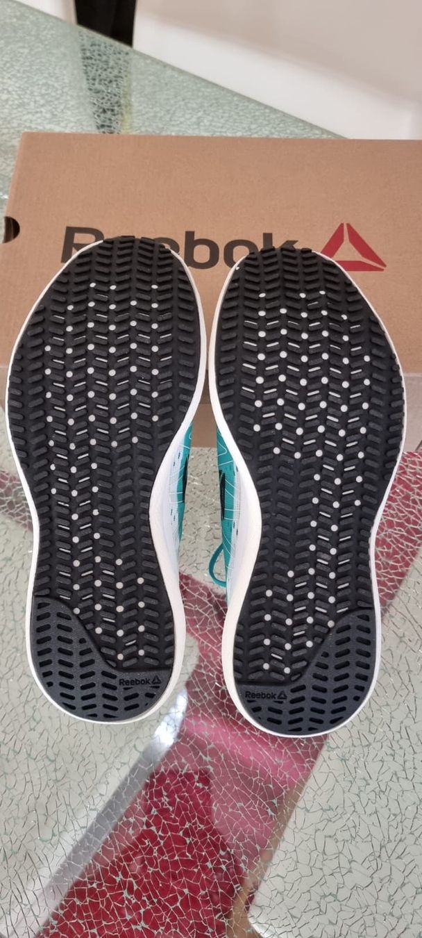 Reebok Scarpe da donna: Reebok Gr. 37.5 – Nuovo e nell'imballaggio originale da Luzern venduto da Edii025 7
