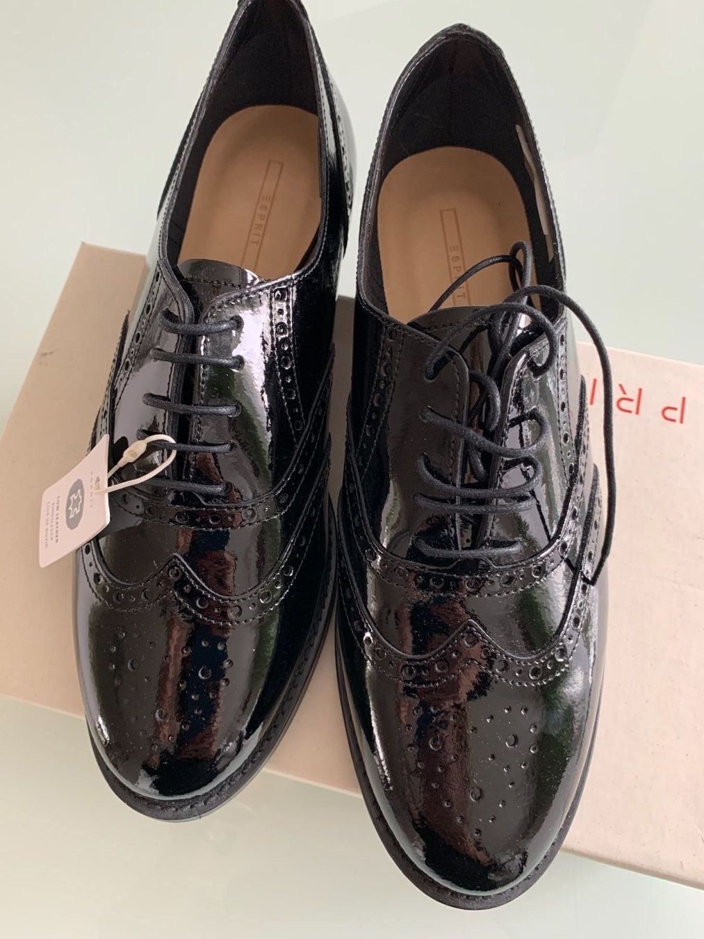 Esprit Scarpe da donna: Schnürschuhe ESPRIT  Grösse 41 NEU!!! – Nuovo e nell'imballaggio originale da Adliswil venduto da atram57 2