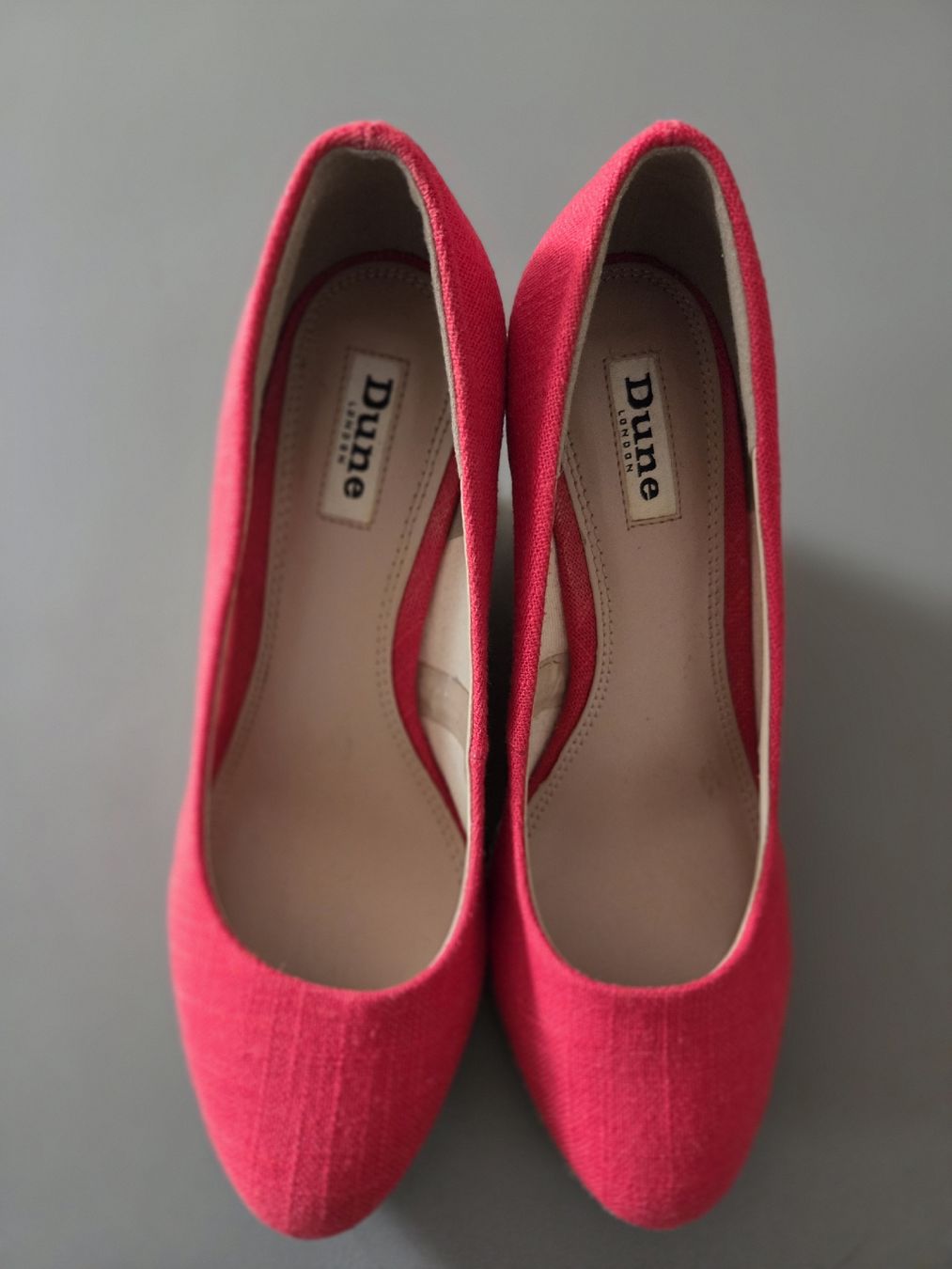 Scarpe da donna: Damenschuhe Keilabsatz rot Grösse 38 – Usato da Hünenberg See venduto da Atsemet 1