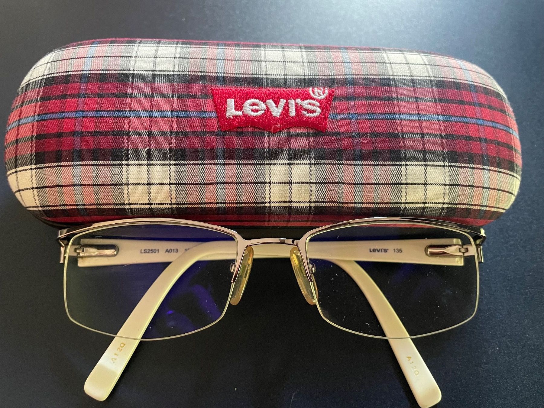 Occhiali & Lenti: Levis Lesebrille/Top Erhaltung/Original mit Etui – Nuovo (secondo la descrizione) da Volketswil venduto da rubin74