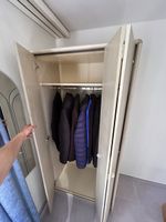 Schrank weisslich gebeitzt