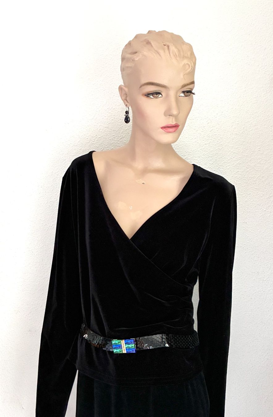 Costumes: Schwarzes Samt Ensemble Top/Hose/Gürtel – D'occasion à Kloten par Nephty 7