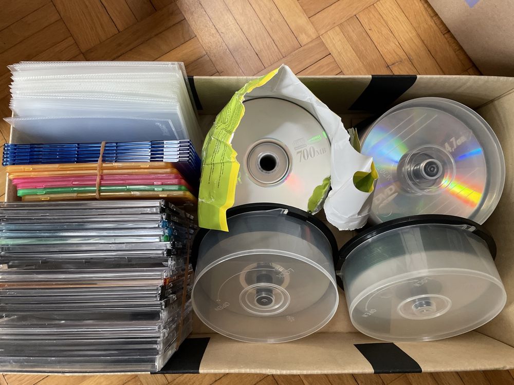 CD-R, DVD Rohlinge und Hüllen (Neu (gemäss Beschreibung)) in Marly für ...