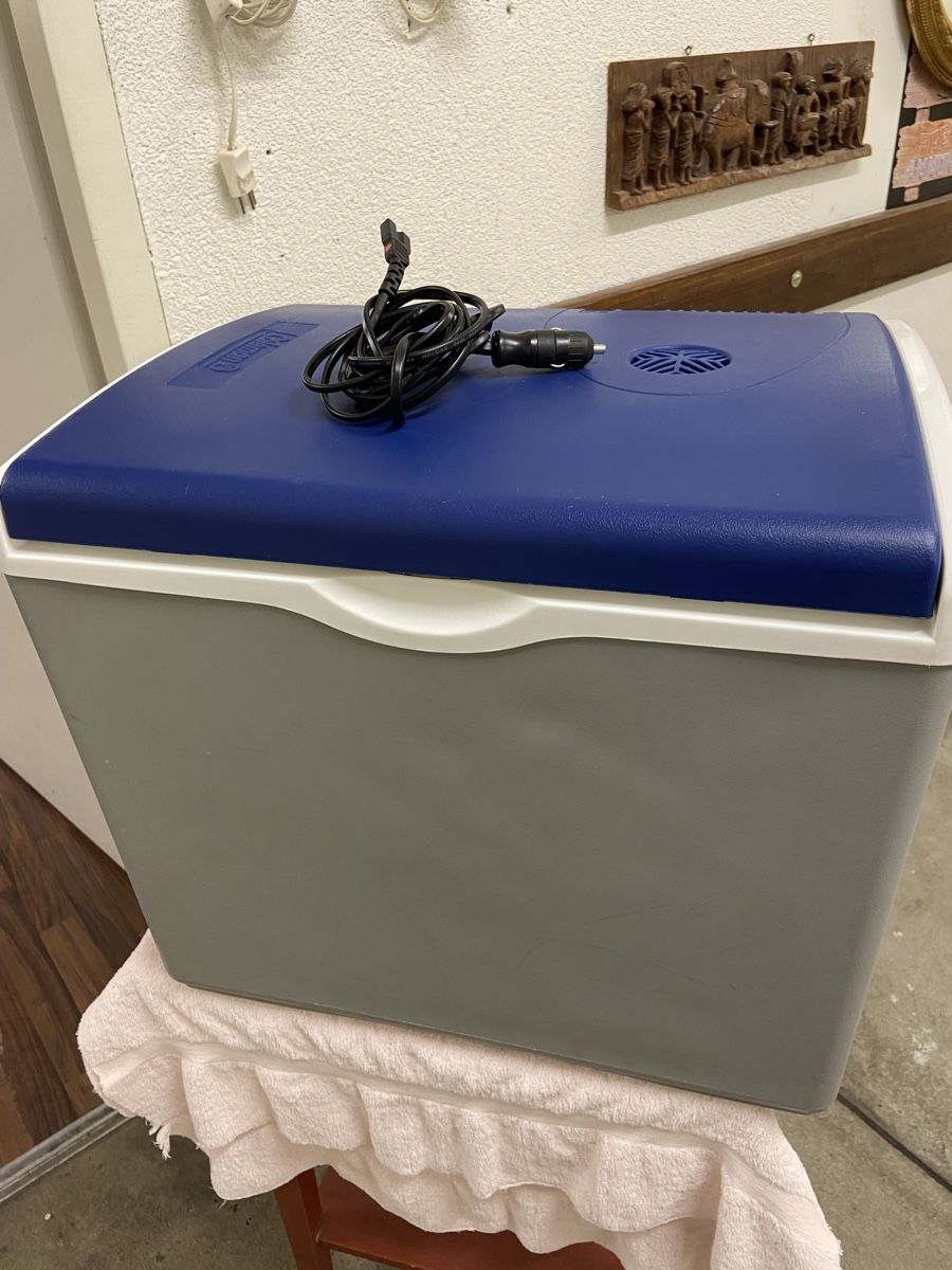 Coleman Réfrigérateurs et refroidissement: Kühlbox Coleman system 12V  – D'occasion à Dietikon par brocki-eyra 5