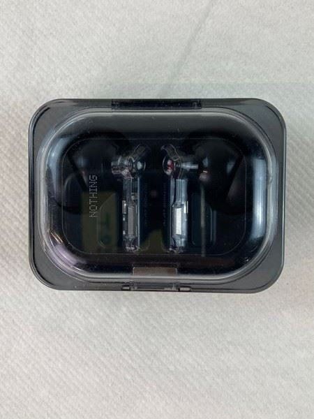 Nothing Cuffie: NOTHING | Kopfhörer | Schwarz | Bluetooth – Nuovo (secondo la descrizione) da Wittenbach venduto da Restwert_St-Gallen