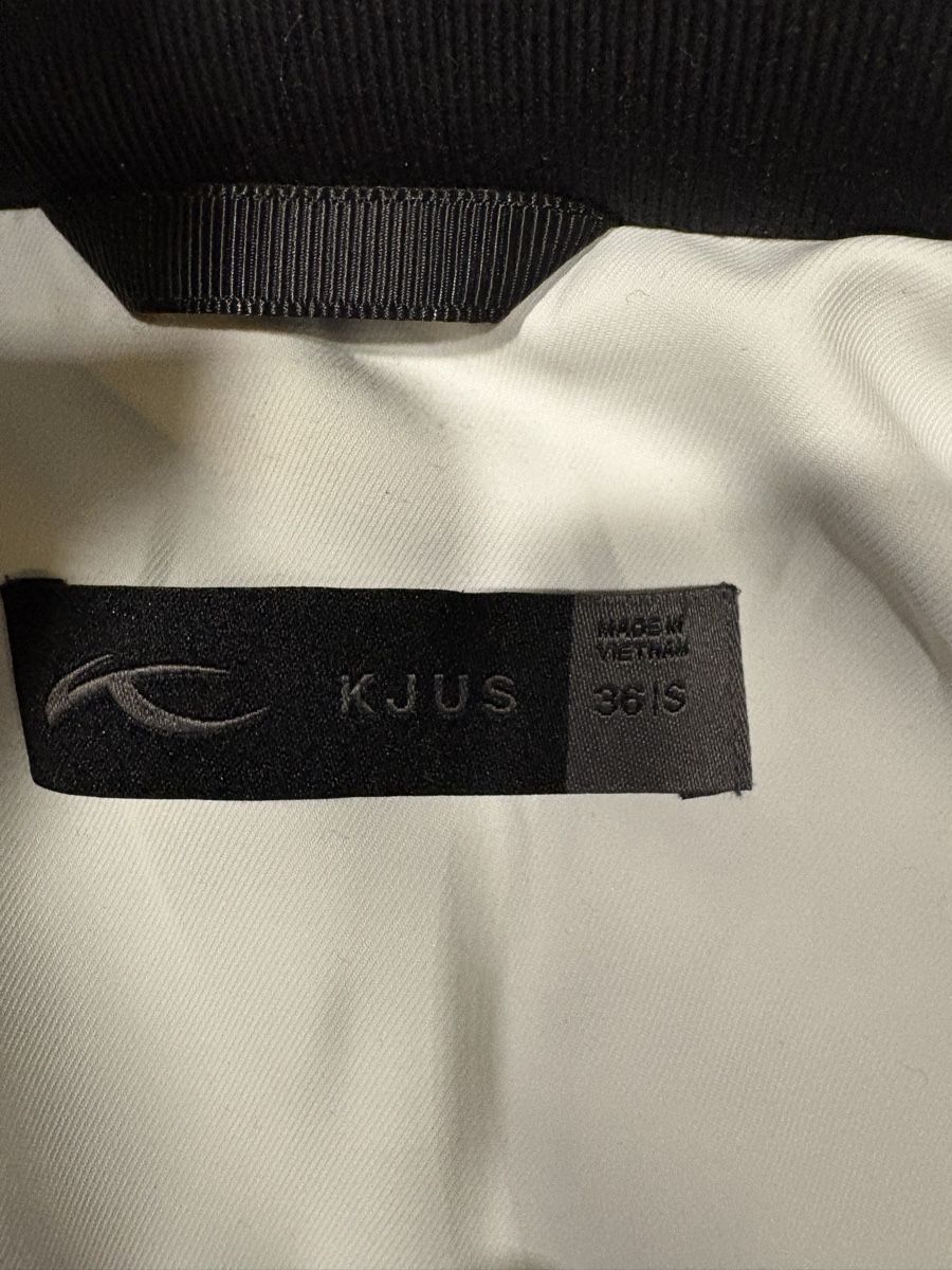 Kjus Giacche: Schwarze Kjus Skijacke 36 – Nuovo (secondo la descrizione) da Hünenberg See venduto da Effesdream 4