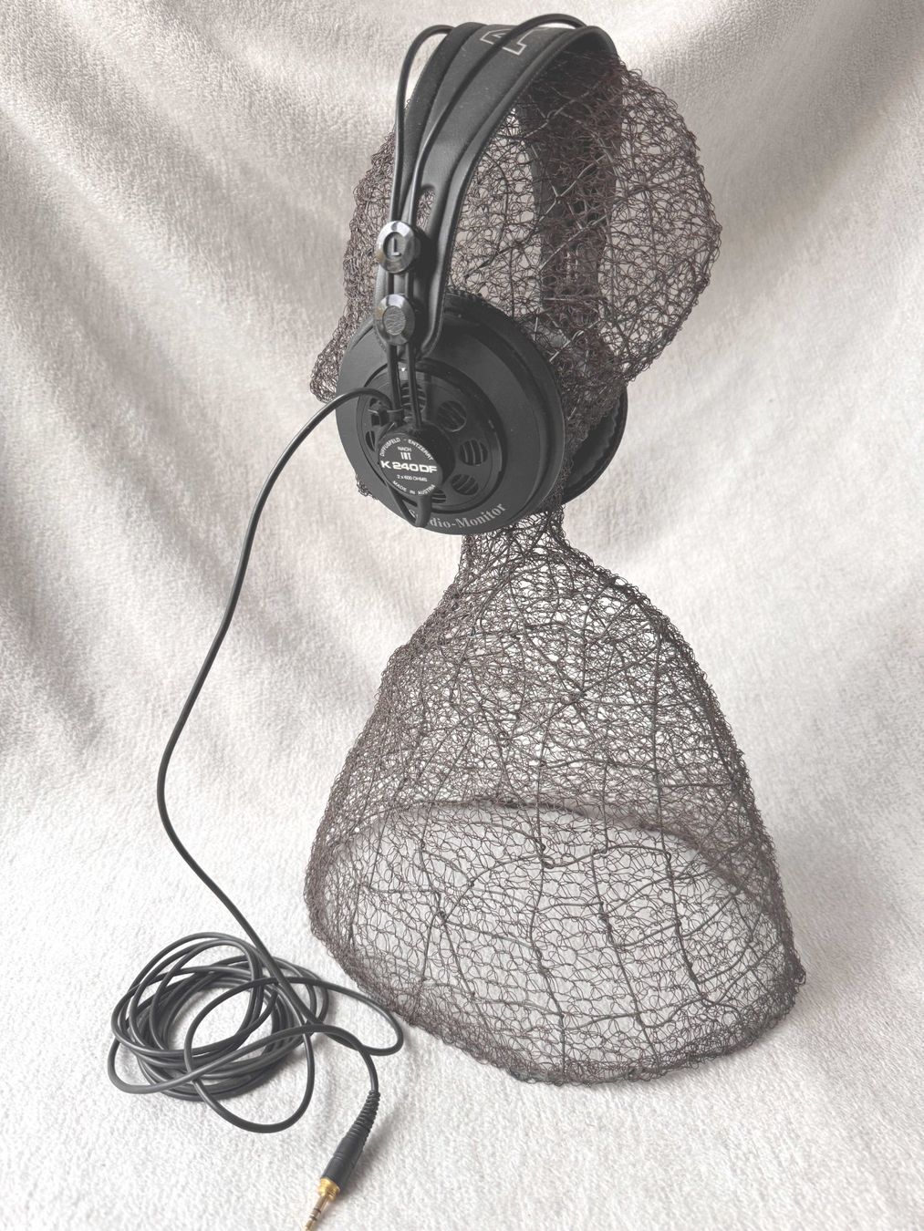 Akg Cuffie: AKG K240DF Headphone Kopfhörer diffusfeld entzerrt 600ohm – Usato da Zürich venduto da Malco0 1