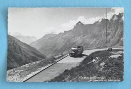 Sustenstrasse - Postauto auf Passstrasse - Gadmental