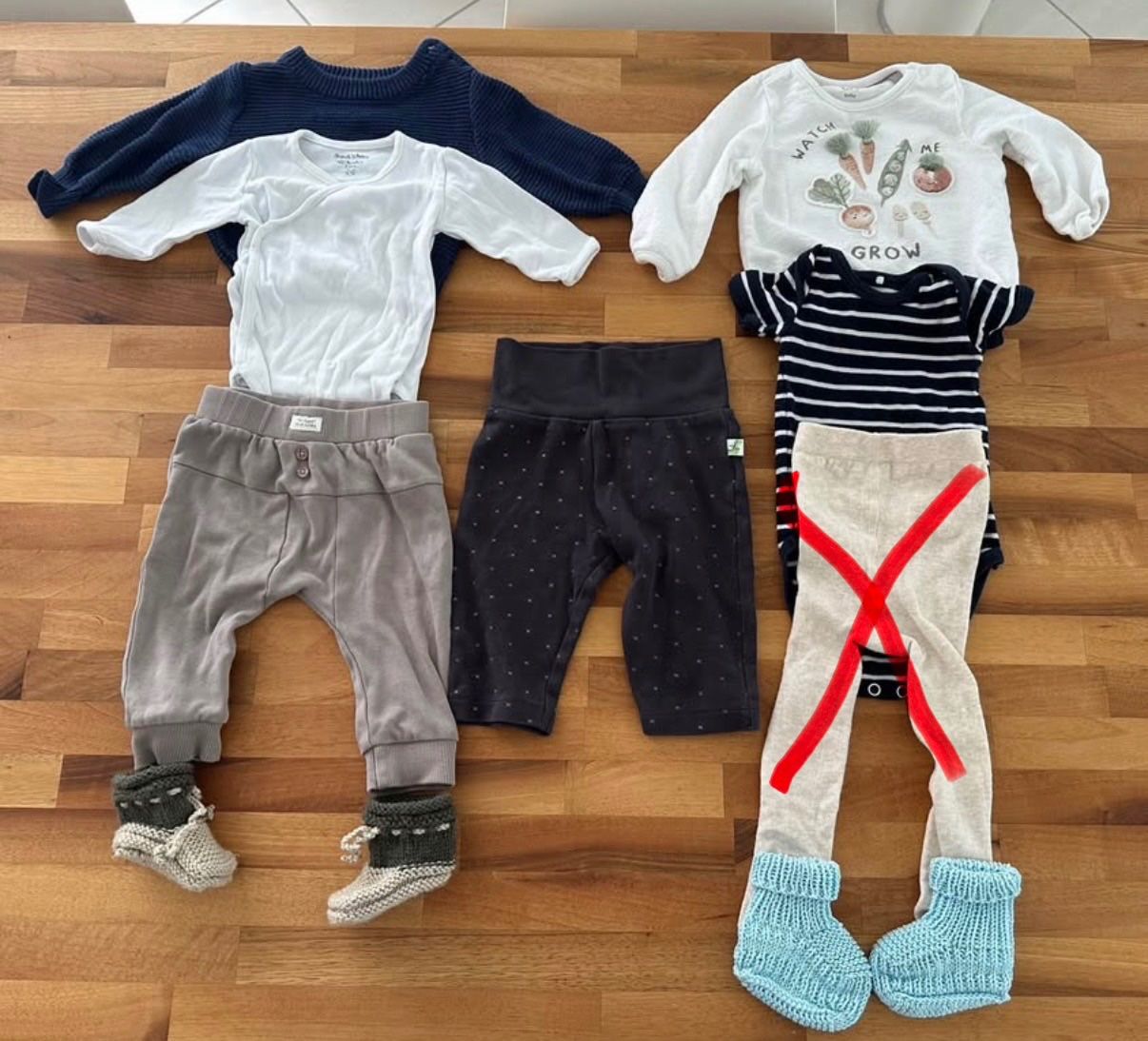 Lotti & Set di vestiti: Kleiderpaket Grösse 62 – Usato da Zürich venduto da domeldidom