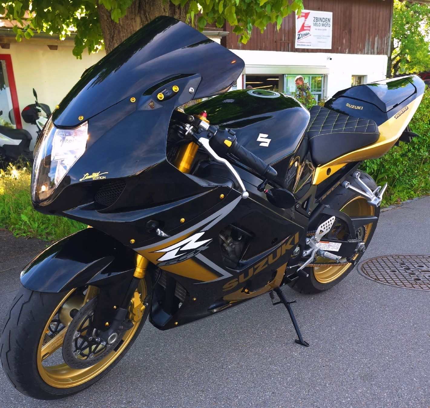 Suzuki Strada: Suzuki Gsx-R 1000 – Nuovo (secondo la descrizione) da Thörishaus venduto da ale_sx8y