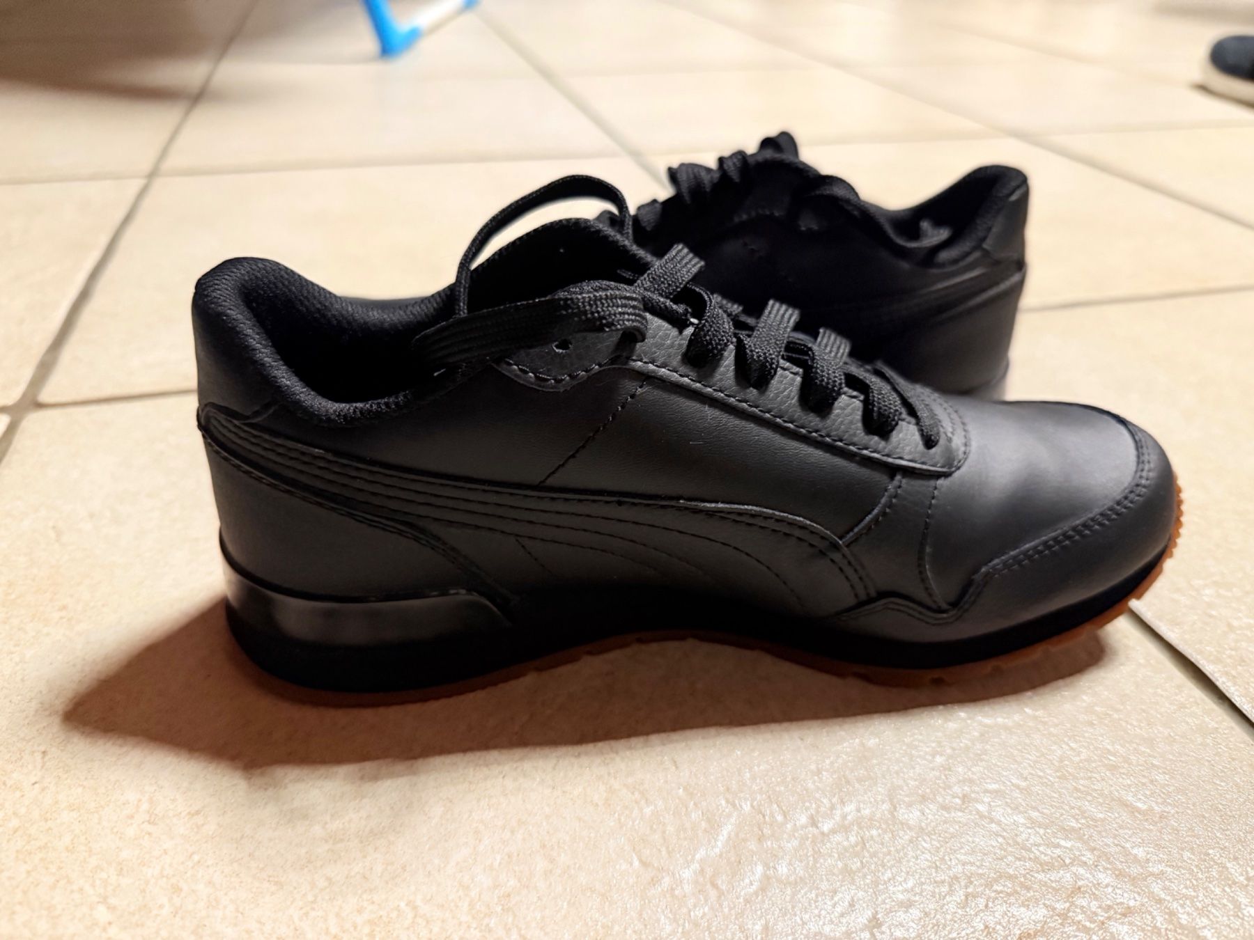 Puma Scarpe da uomo: Puma Sneaker St Runner V2 Full – Nuovo (secondo la descrizione) da Cham venduto da carmenblacky 1