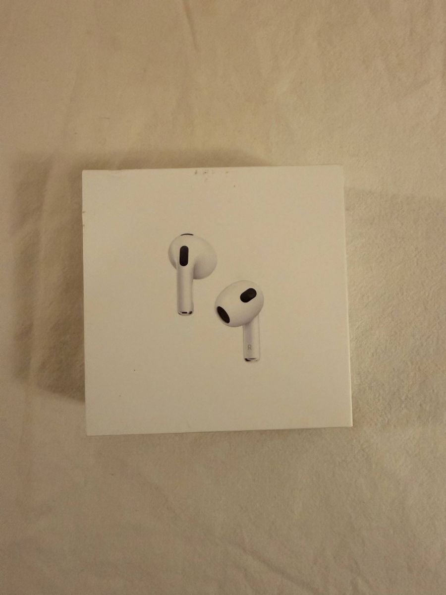 Apple Kopfhörer: Apple AirPods 3. Generation mit Ladecase gebraucht – Gebraucht aus Menziken von TopDevShop