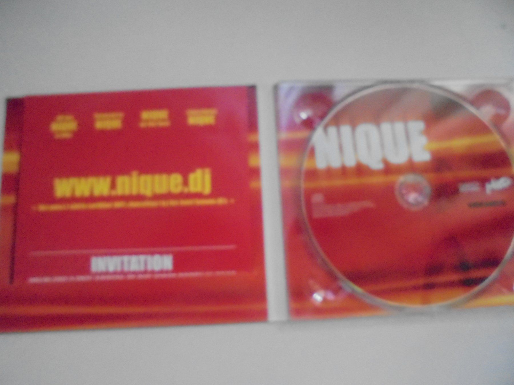 CD: MAD " Nique " mixed by Igor Blaska, featuring Iggy B – Usato da Crissier venduto da Promopost 2