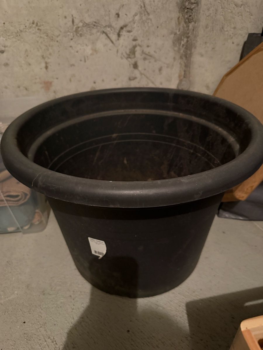 Coop Pots de fleurs: Blumentopf 45cm – D'occasion à Mörschwil par Seegurke18