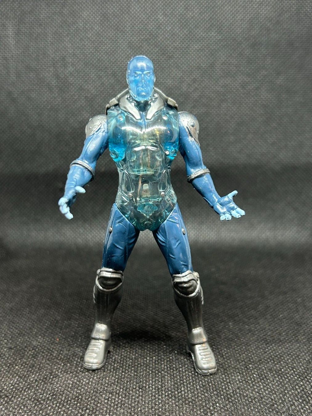Marvel Statuette: Marvel Spiderm Man Electro Action figure vintage – Difettoso da Lausanne venduto da Retro-geek