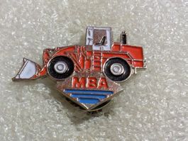 Ansteckpin 214: MBA Bagger