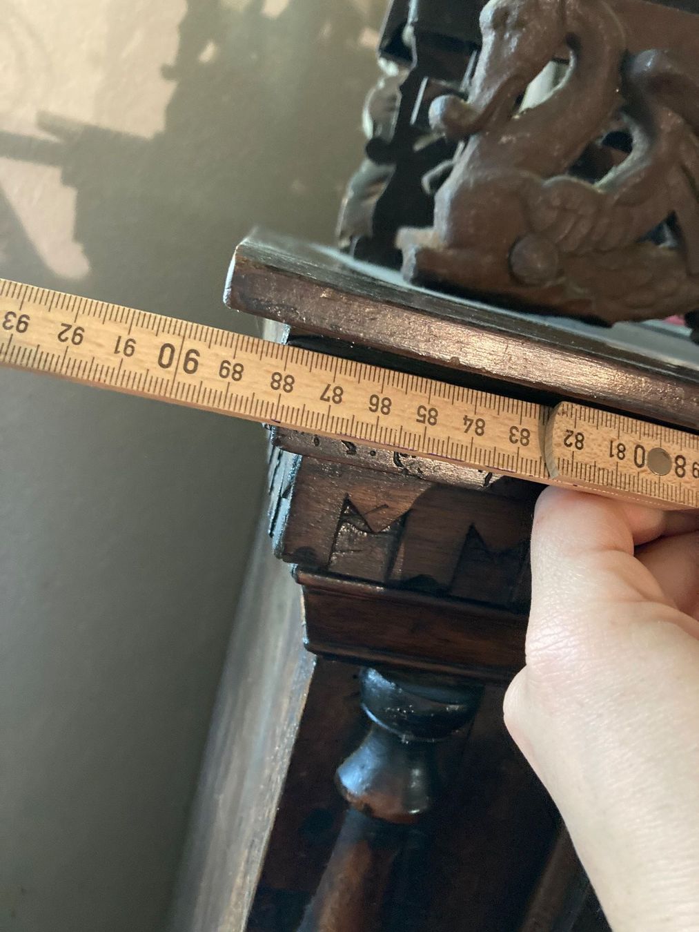 Credenze: meuble de chateau crédence Möbbel Buffet antik – Usato da St-Cierges venduto da LeRegain 8